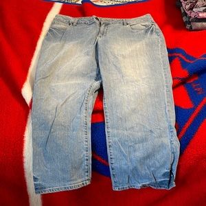 Coldwater Creek capri length jeans size 16